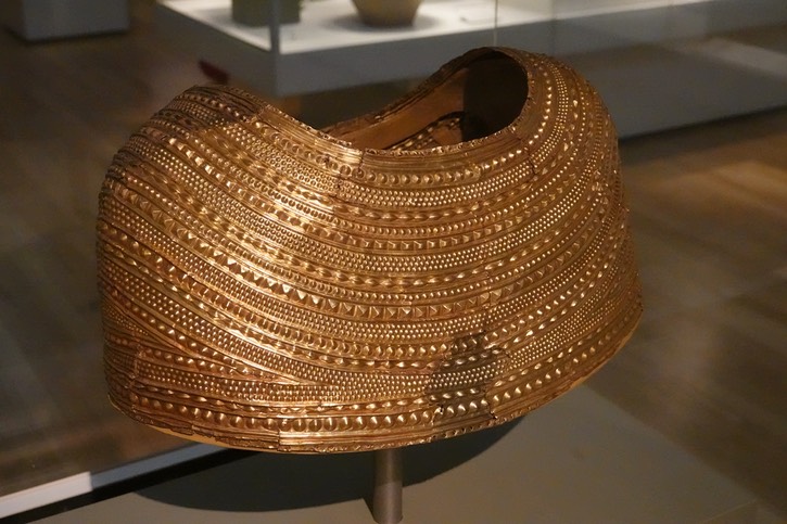 Gold Cape - Wales