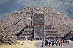 Pyramid of the Moon, Teotihuacan1